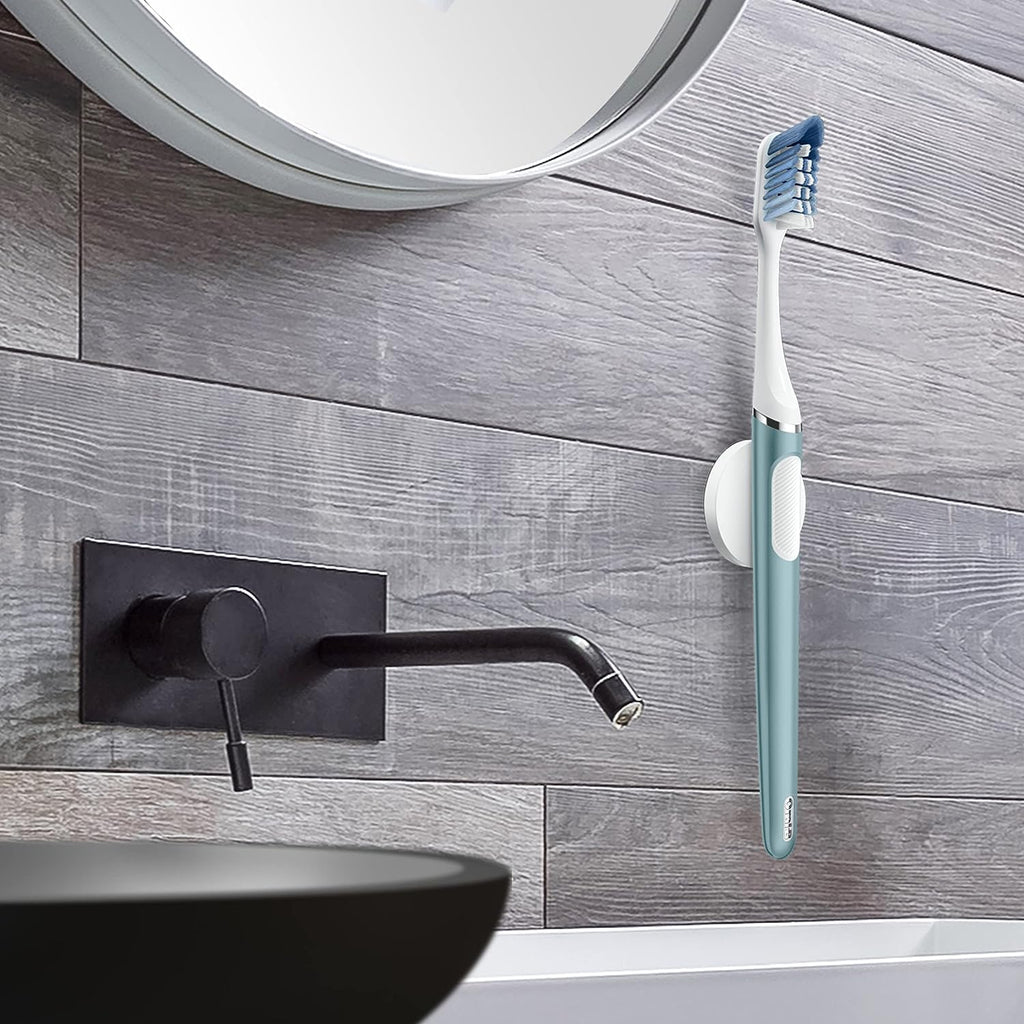 Oral-B Clic Manual Toothbrush, Ultimate Clean, Aqua Sapphire, 1 Handle + 1 Magnetic Brush Holder